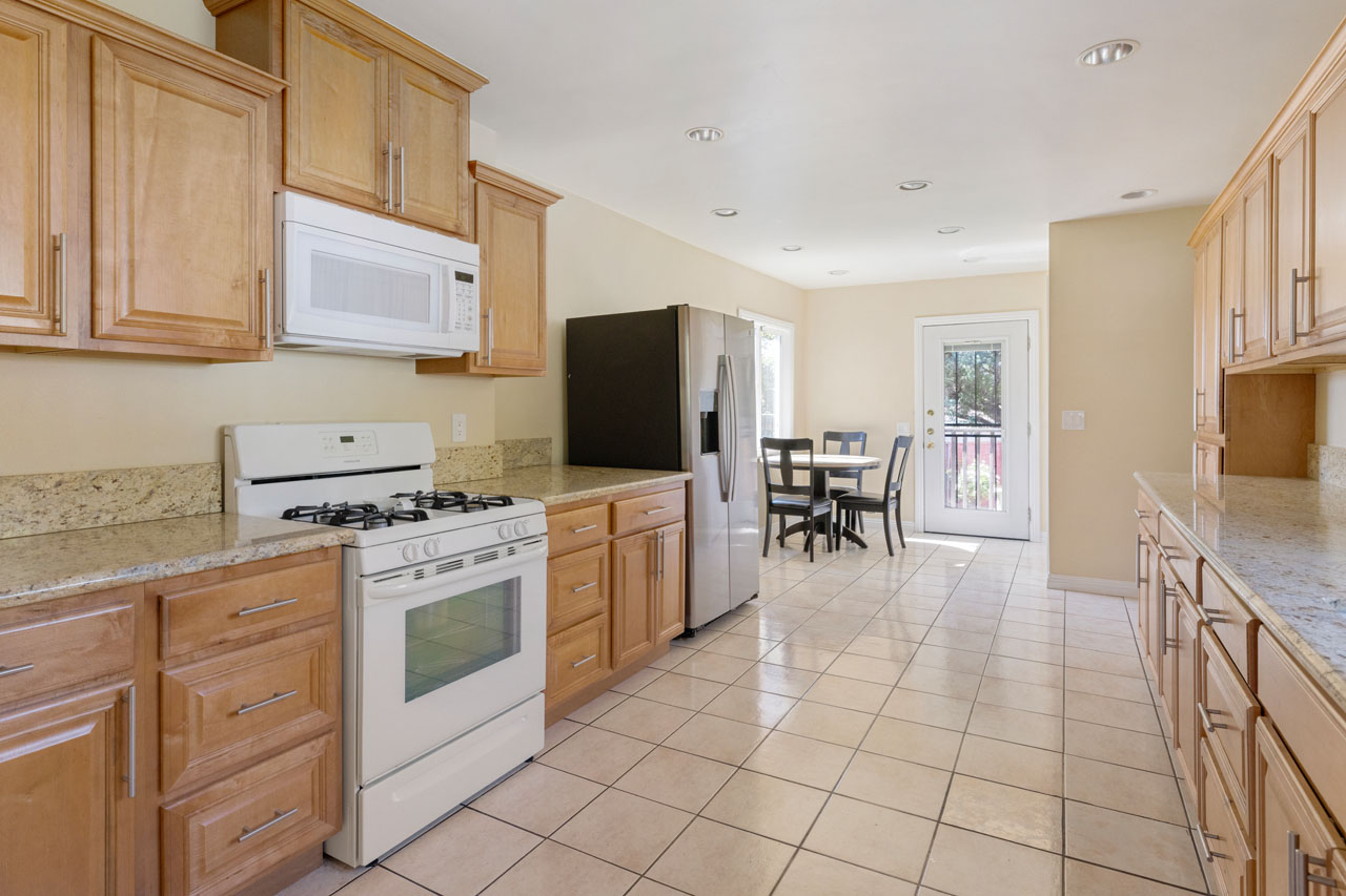3311 Carlyle St Glassell Park Home for Sale Tracy Do Real Estate