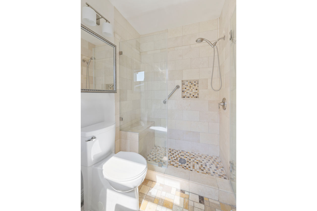 3311 Carlyle St Glassell Park Home for Sale Tracy Do Real Estate