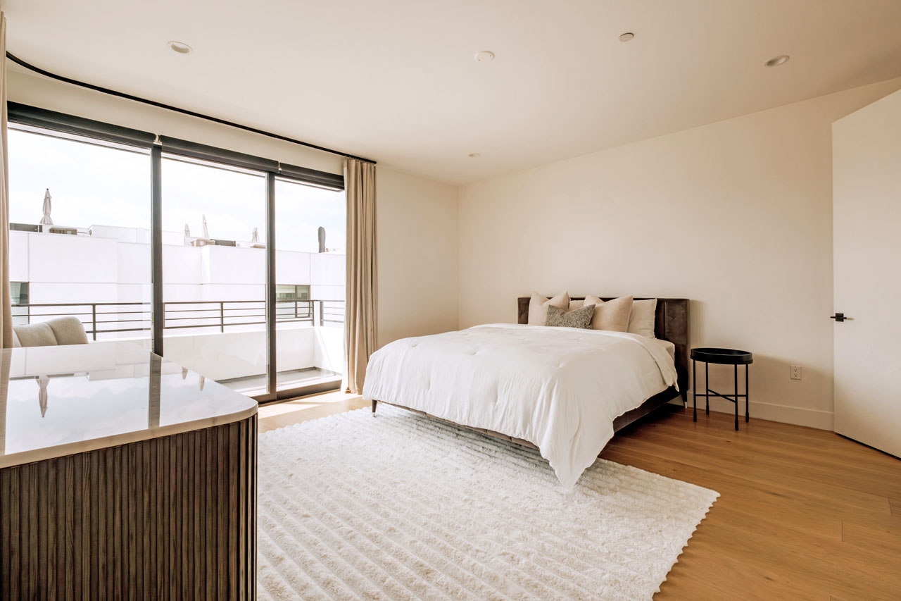 760 N Arthur Ave Silver Lake Contemporary home for Sale Tracy Do Real Estate
