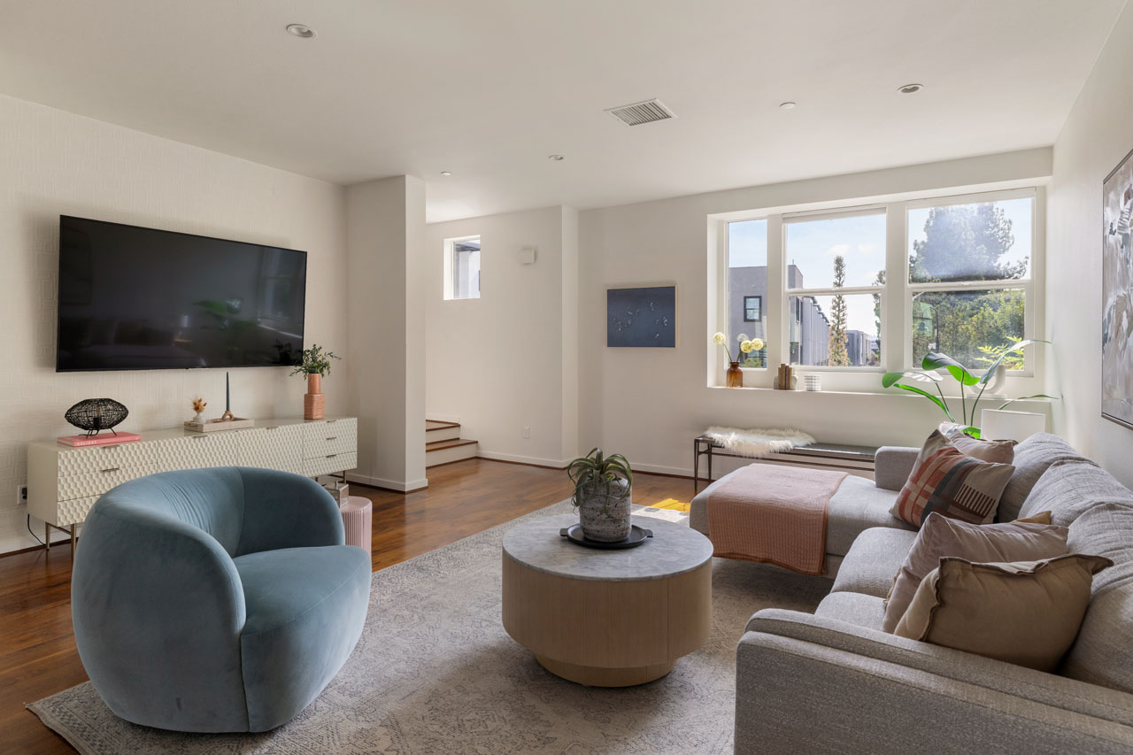 3931 Eagle Rock Blvd #36 Glassell Park Townhome for Sale Tracy Do Real Estate