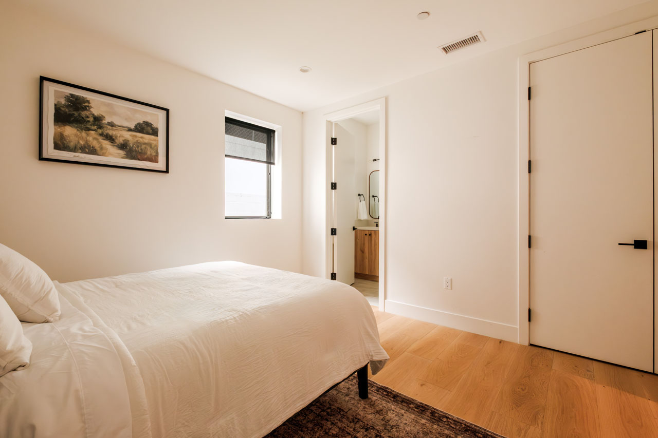 760 N Arthur Ave Silver Lake Contemporary home for Sale Tracy Do Real Estate
