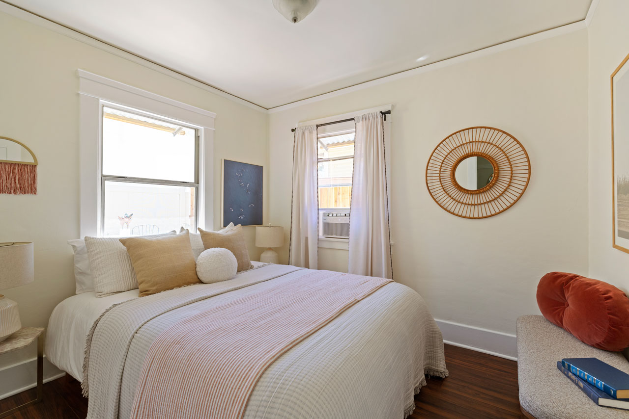 1560 Morton Ave Echo Park Duplex for Sale Tracy Do Real Estate
