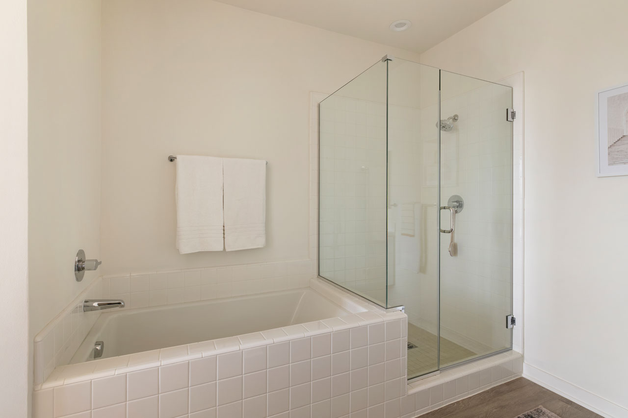 3931 Eagle Rock Blvd #36 Glassell Park Townhome for Sale Tracy Do Real Estate