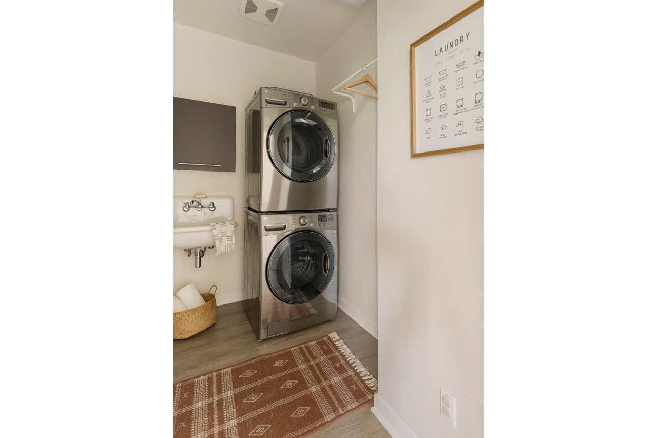 3931 Eagle Rock Blvd #36 Glassell Park Townhome for Sale Tracy Do Real Estate