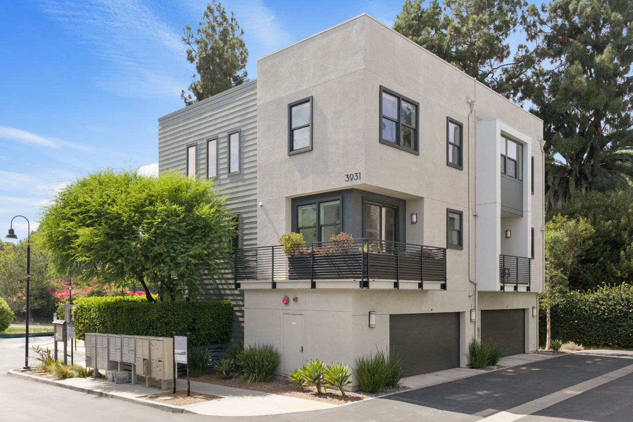 3931 Eagle Rock Blvd #36 Glassell Park Townhome for Sale Tracy Do Real Estate
