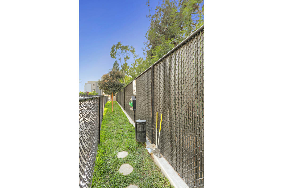 3931 Eagle Rock Blvd #36 Glassell Park Townhome for Sale Tracy Do Real Estate