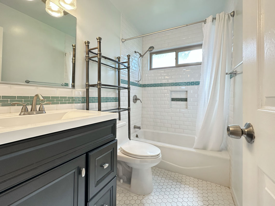 3161 Perlita Ave #1 Atwater Village apartment for lease Tracy Do Real Estate