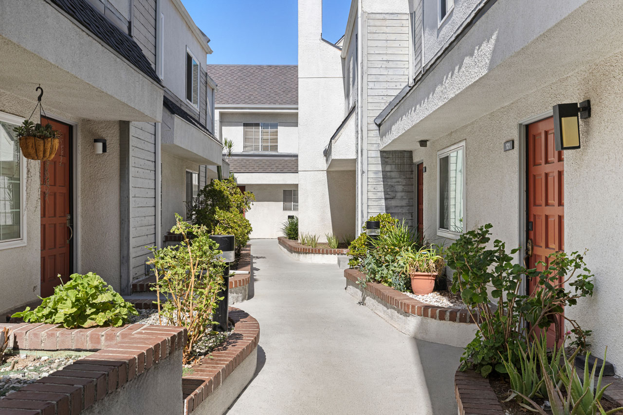 618 N Howard St #221 91206 Glendale Condo for Sale Tracy Do Real Estate