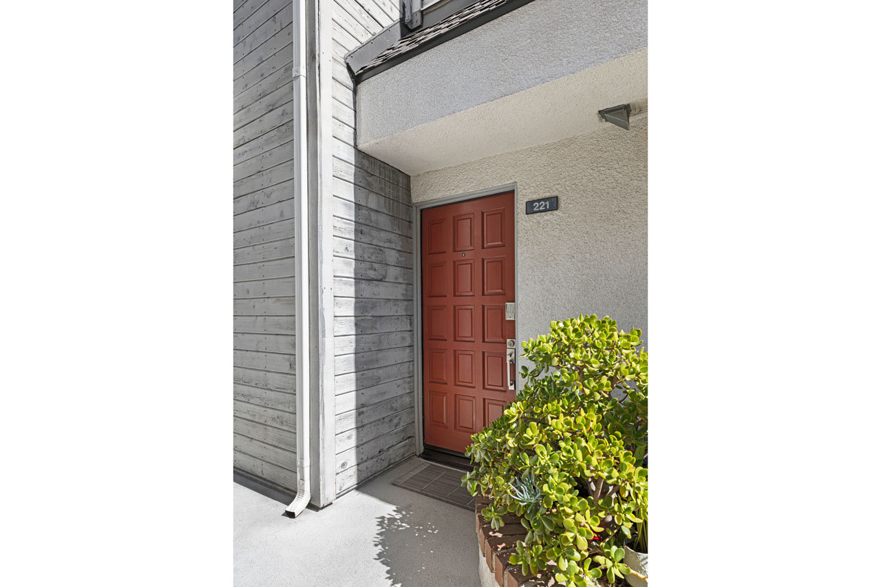 618 N Howard St #221 91206 Glendale Condo for Sale Tracy Do Real Estate
