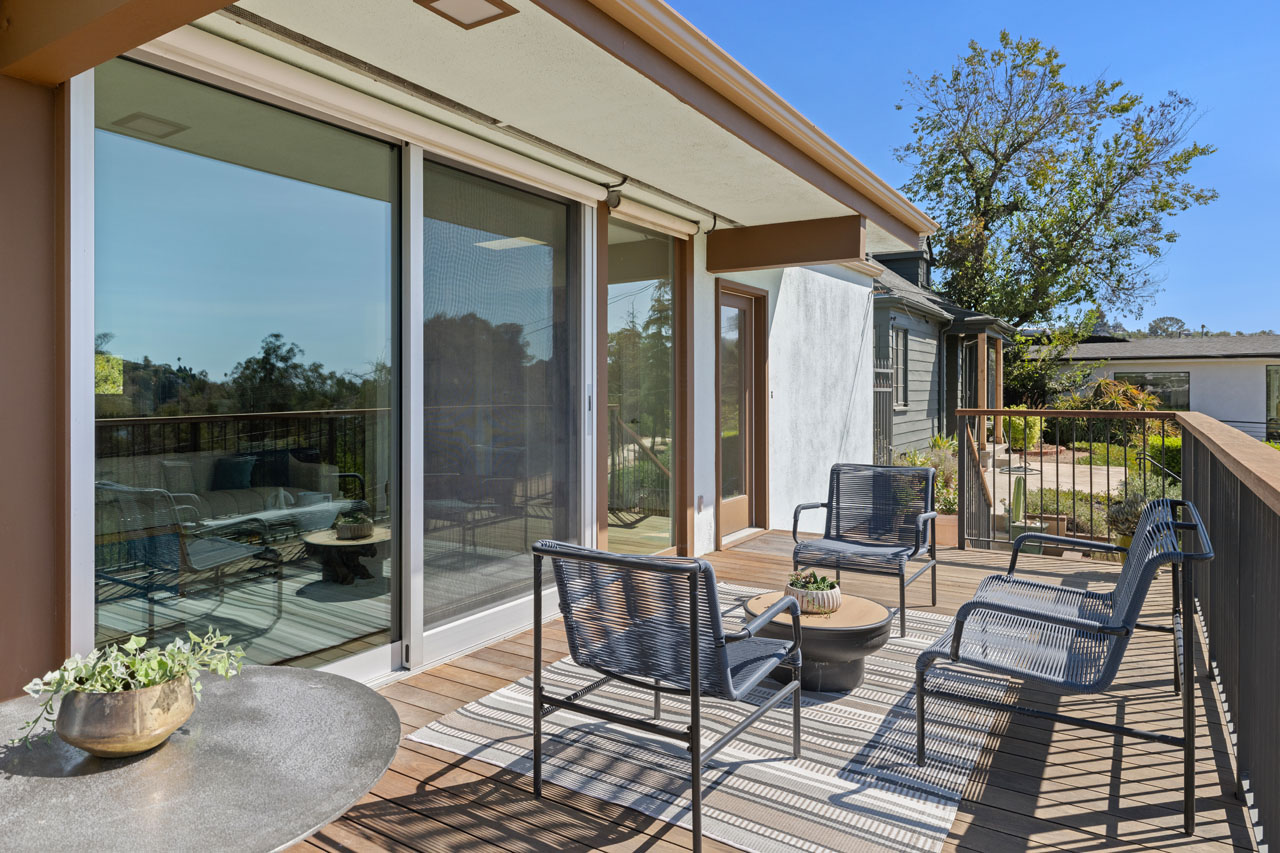 2508 Armstrong Ave Silver Lake Mid-century post and beam home for sale Tracy Do Real Estate