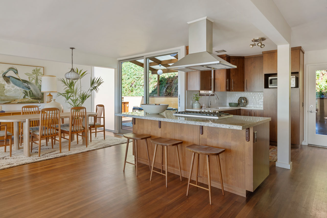2508 Armstrong Ave Silver Lake Mid-century post and beam home for sale Tracy Do Real Estate