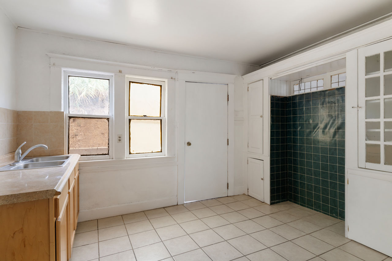 3165 Minnesota St Los Angeles, CA 90031 Lincoln Heights home for sale Tracy Do Real Estate