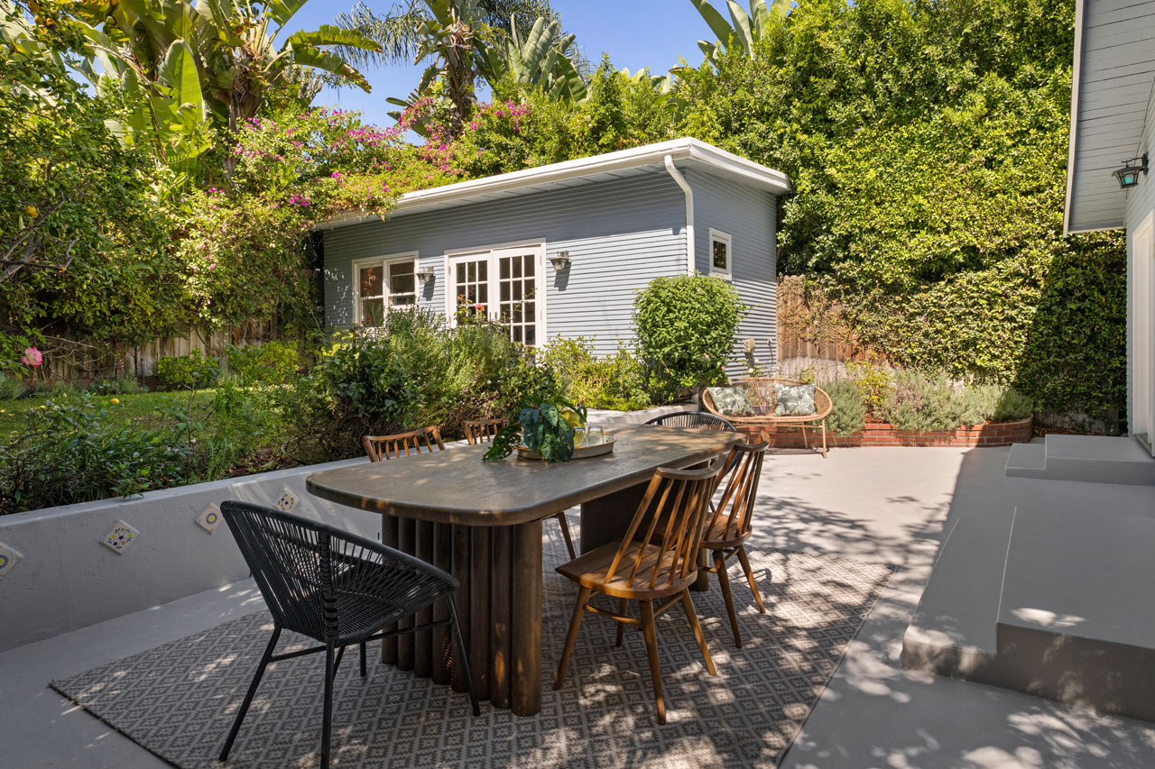 1315 McCollum St 90026