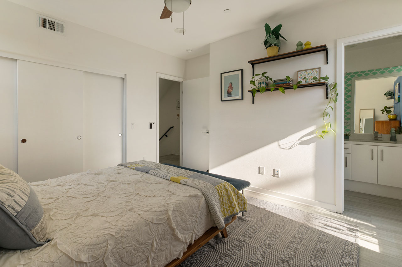 3030 1/2 N Coolidge Ave Elysian Valley Frogtown home for Sale Tracy Do Real Estate