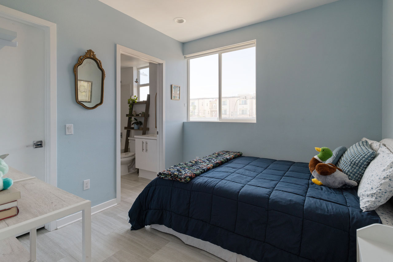 3030 1/2 N Coolidge Ave Elysian Valley Frogtown home for Sale Tracy Do Real Estate