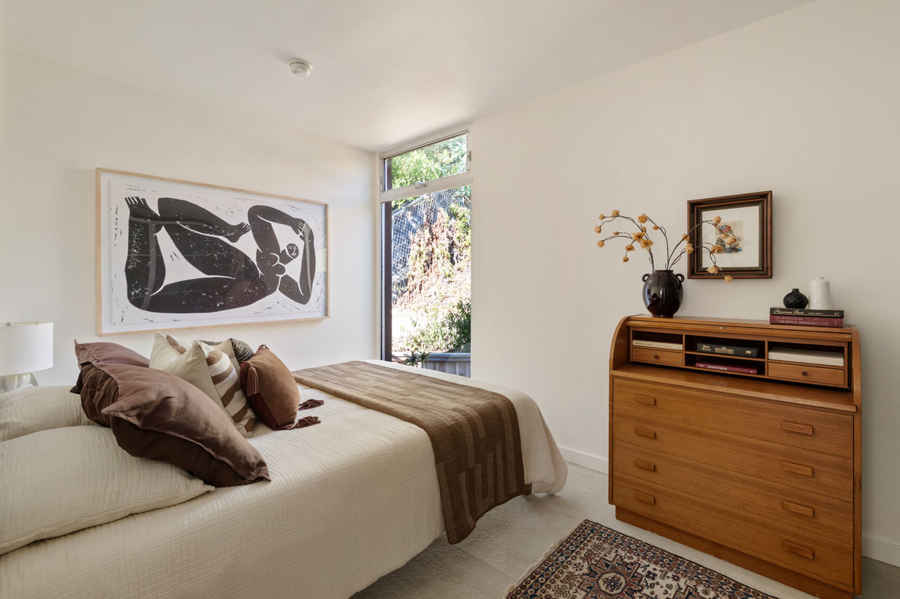 2508 Armstrong Ave Silver Lake Mid-century post and beam home for sale Tracy Do Real Estate