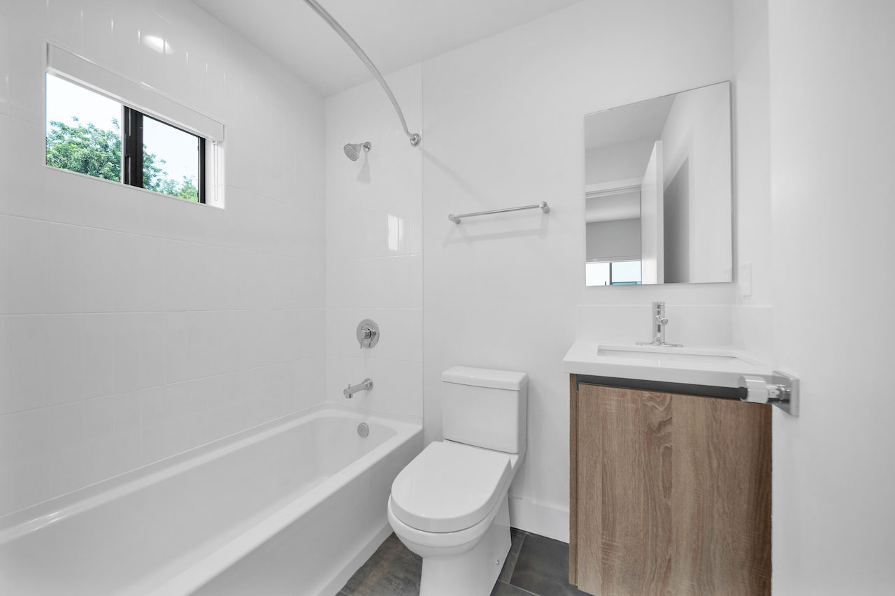 11516 Victory Blvd North Hollywood 91606 single family home for least Tracy Do Real Estate